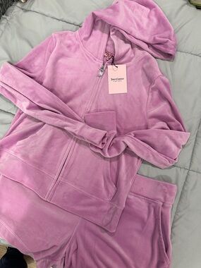 Juicy Couture Lavender Pink Velour Hoodie & Shorts Lounge Set